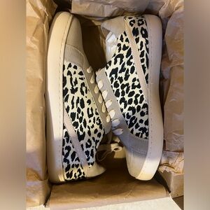 Oasis Society Fashion Sneaker